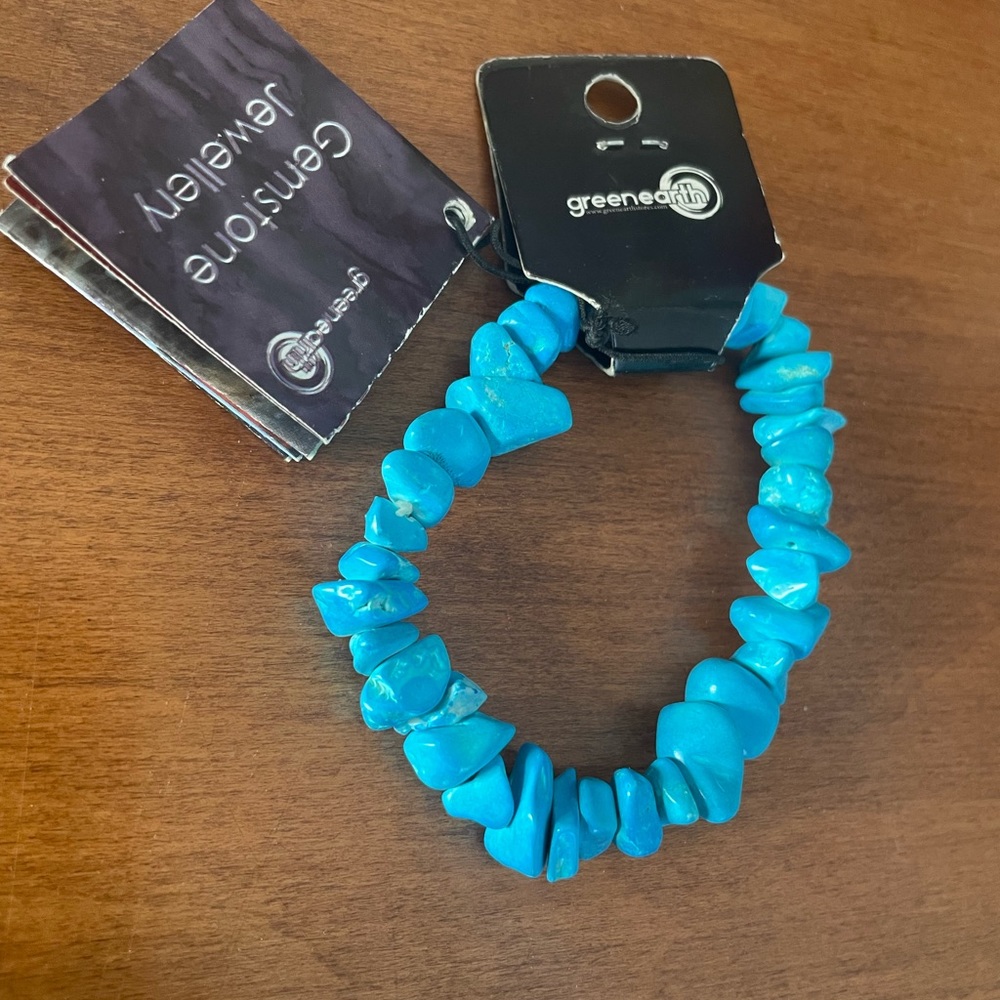 NEW green earth gemstone bracelet